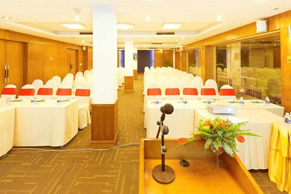 Liberty Sài Gòn Parkview Khách sạn